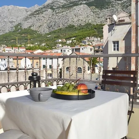 Old Town Apartman