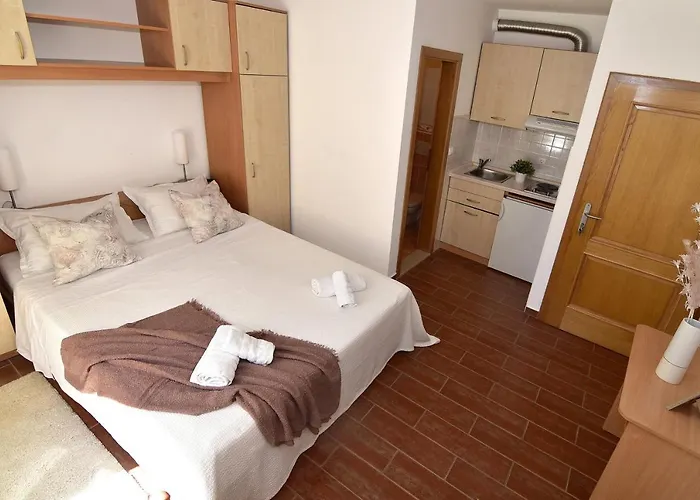 Old Town Apartament *